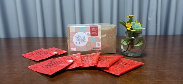 雲遊平溪蜜香紅茶包3gx20包0(3) 雲遊平溪-蜜香紅茶包禮盒(有機轉型期)